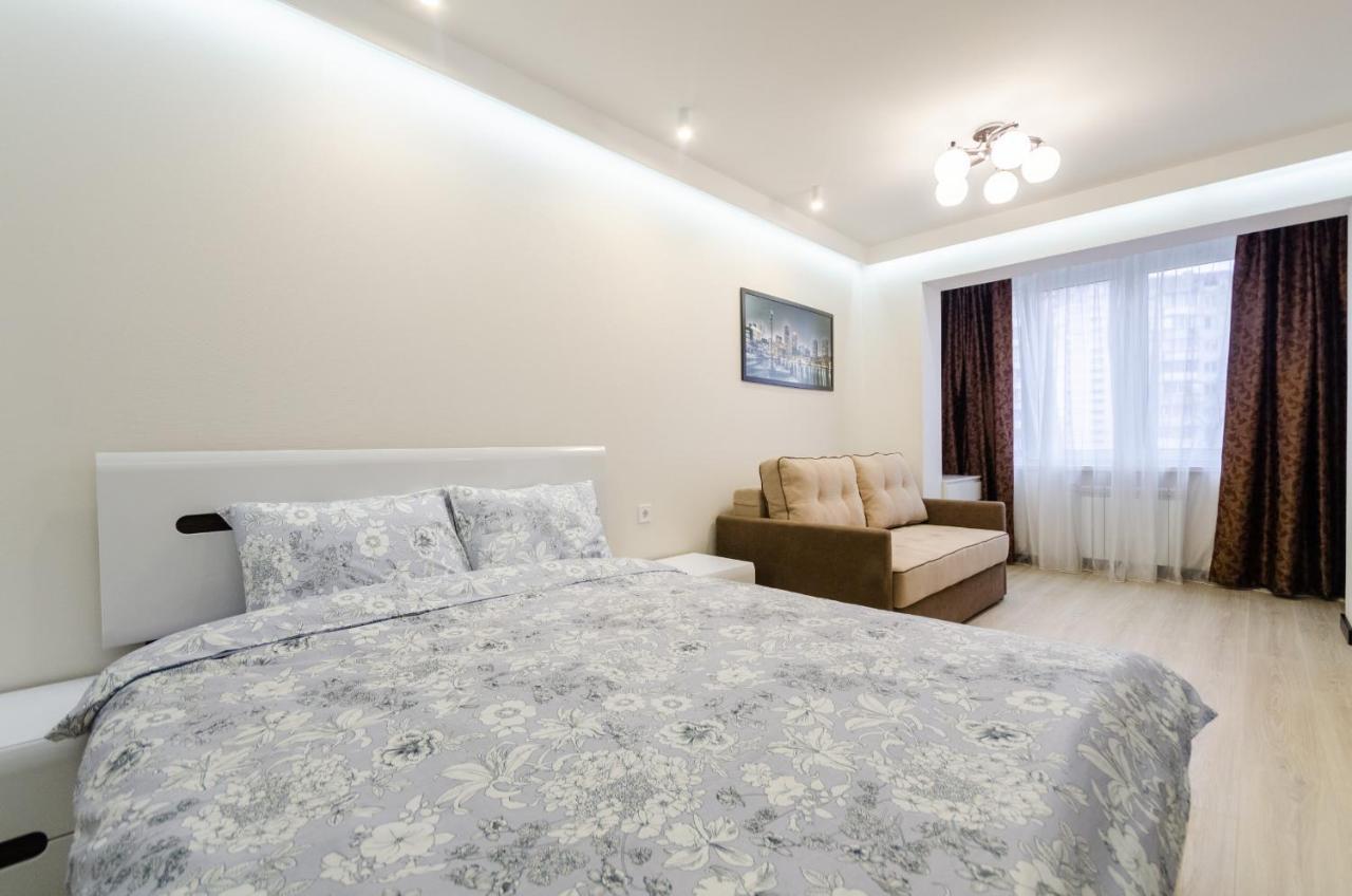 Artal Apartment On Obolonsky Avenue 31 Київ Екстер'єр фото