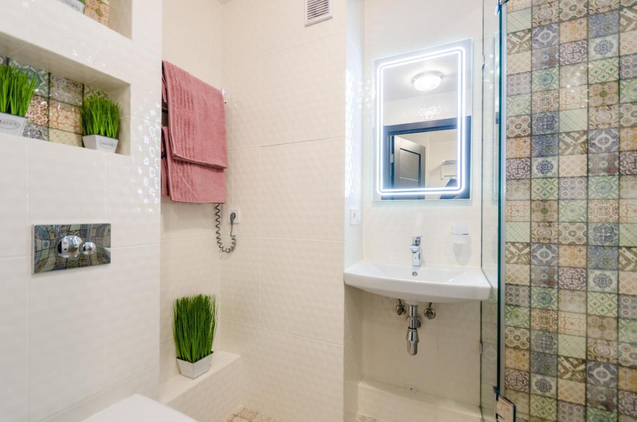 Artal Apartment On Obolonsky Avenue 31 Київ Екстер'єр фото